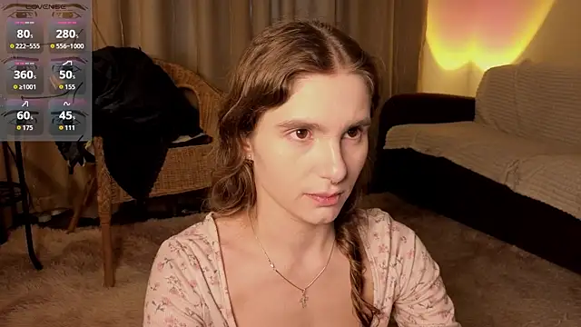 Snapshot of RozanneJordan chatting on 04-19-26, 05:14 RozanneJordan online show from 04-19-26, 05:14