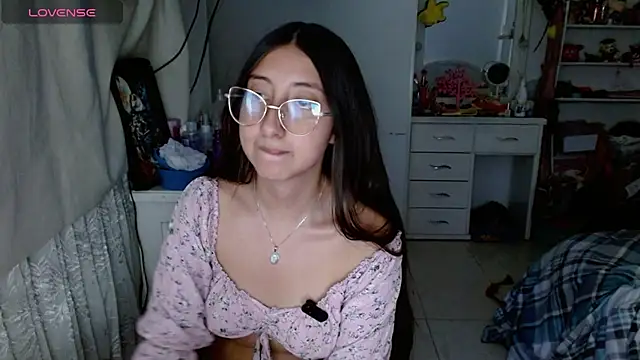 Nanylux online show from 01-17-26, 02:48