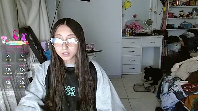 Nanylux online show from 12-20-25, 02:47