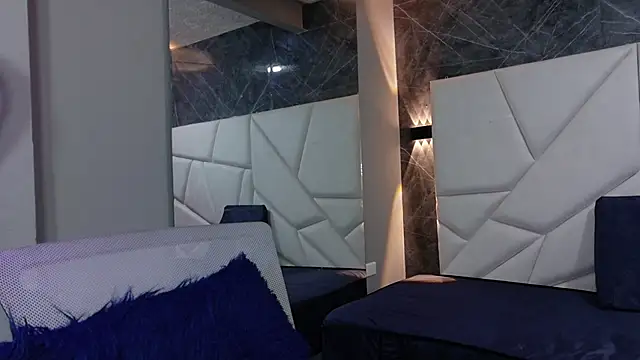 pettymoon1 online show from 12-23-25, 11:09