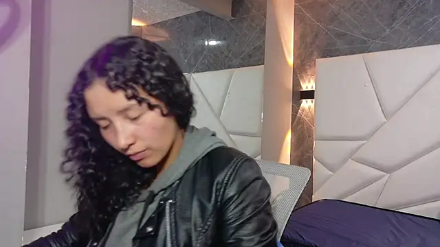 pettymoon1 online show from 11-23-25, 01:21