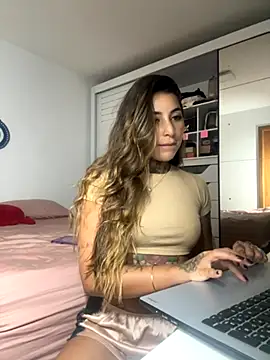 thauanydemontie online show from 11-26-25, 08:20