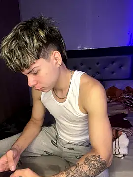 Handsome boys69 online show from 01-10-26, 02:45