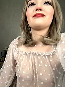 YunnaTyan online show from 11-23-25, 01:10