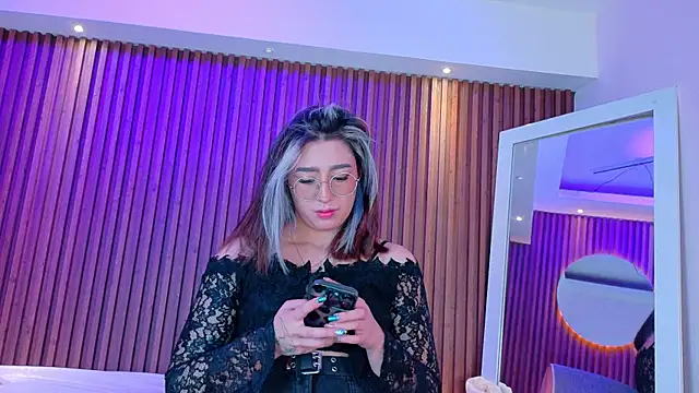 Snapshot of GabyRose9 chatting on 07-26-26, 02:35 GabyRose9 online show from 07-26-26, 02:35