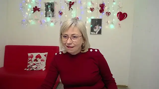 Snapshot of LaurenWishy chatting on 02-03-26, 06:33 LaurenWishy online show from 02-03-26, 06:33