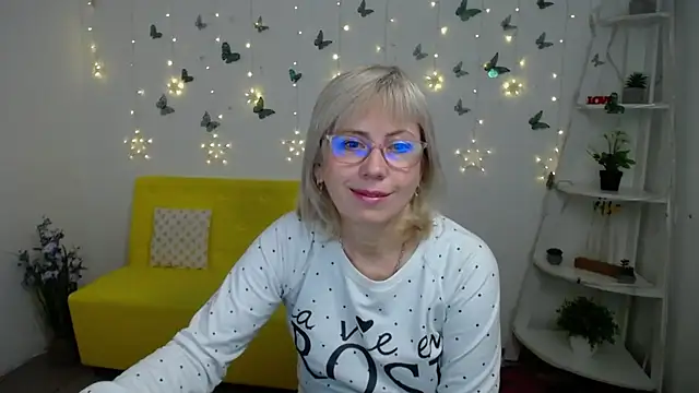 Snapshot of LaurenWishy chatting on 03-02-26, 06:14 LaurenWishy online show from 03-02-26, 06:14