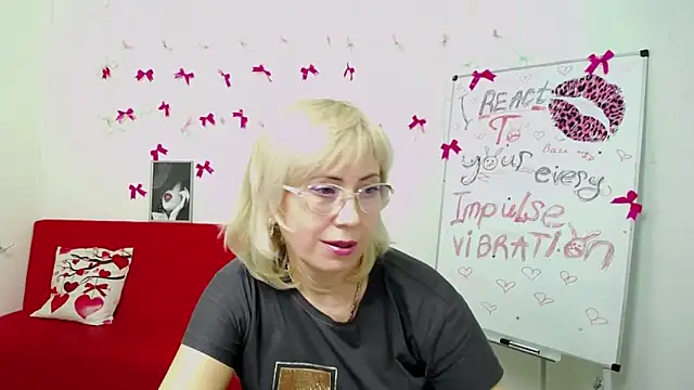 LaurenWishy online show from 03-27-26, 06:20