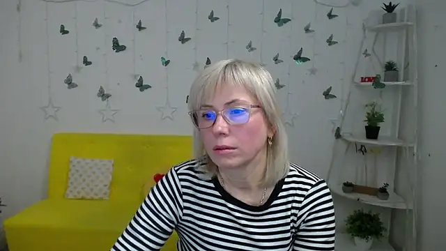 Snapshot of LaurenWishy chatting on 02-20-26, 12:51 LaurenWishy online show from 02-20-26, 12:51