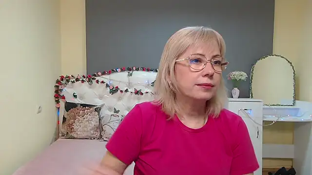 LaurenWishy online show from 03-22-26, 12:18