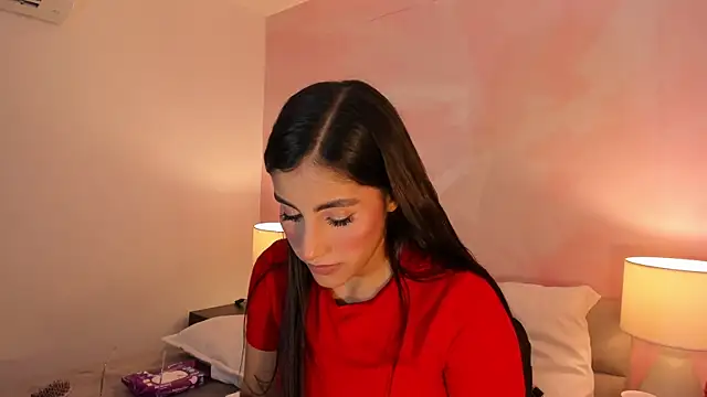 Snapshot of IsabelaStefano chatting on 06-06-26, 03:23 IsabelaStefano online show from 06-06-26, 03:23
