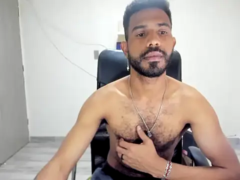 Snapshot of alberthot11 chatting on 04-16-26, 05:36 alberthot11 online show from 04-16-26, 05:36