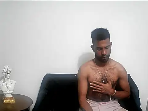 Snapshot of alberthot11 chatting on 04-06-26, 04:46 alberthot11 online show from 04-06-26, 04:46