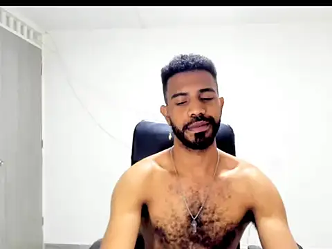 Snapshot of alberthot11 chatting on 04-07-26, 01:46 alberthot11 online show from 04-07-26, 01:46