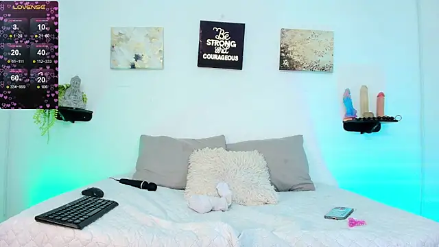 Maddy  Jones online show from 03-07-26, 07:30