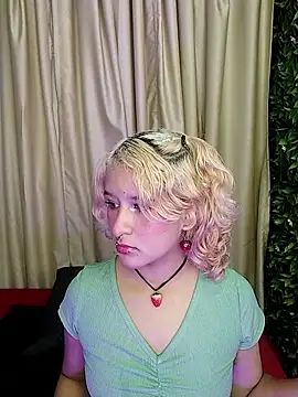 ahsly Zam online show from 01-14-26, 03:10