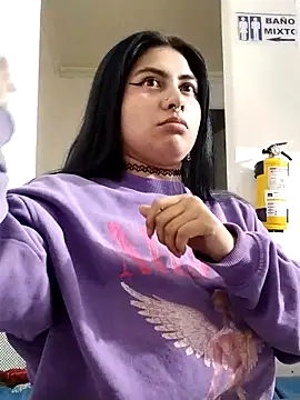 Emmyxxx online show from 03-04-26, 04:09