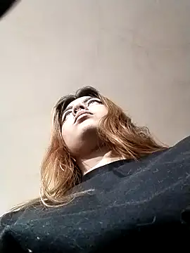 Emmyxxx online show from 02-10-26, 07:46