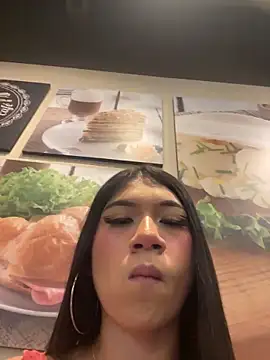 Celeste villanueva  online show from 12-16-25, 01:48