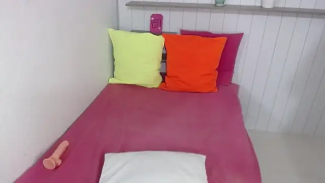 Ivonny Hot online show from 11-26-25, 08:20