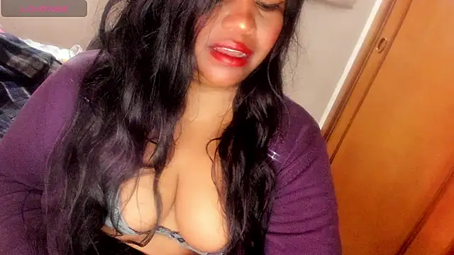 ebonycamelia online show from 07-08-26, 10:16