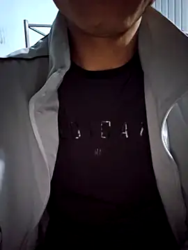 Snapshot of huykkk99 chatting on 02-20-26, 04:53 huykkk99 online show from 02-20-26, 04:53