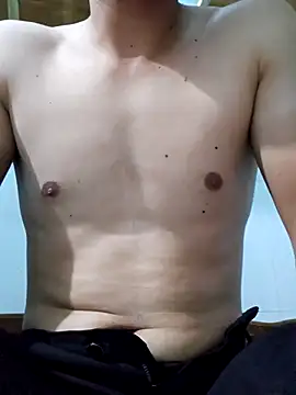 huykkk99 online show from 12-01-25, 01:01