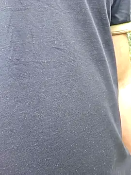 Snapshot of huykkk99 chatting on 02-24-26, 05:30 huykkk99 online show from 02-24-26, 05:30