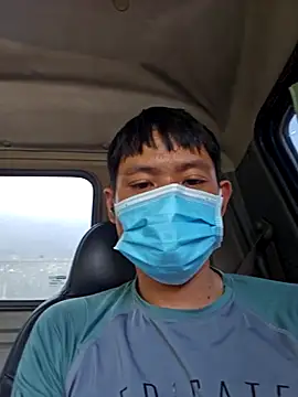 huykkk99 online show from 11-19-25, 03:06