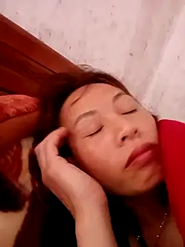 Snapshot of Stella-456 chatting on 05-06-26, 04:27 Stella-456 online show from 05-06-26, 04:27