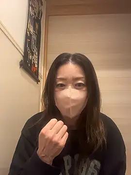 Snapshot of ---AN--- chatting on 12-15-25, 02:56 ---AN--- online show from 12-15-25, 02:56