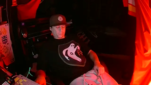 Bowerboi online show from 11-20-25, 06:47