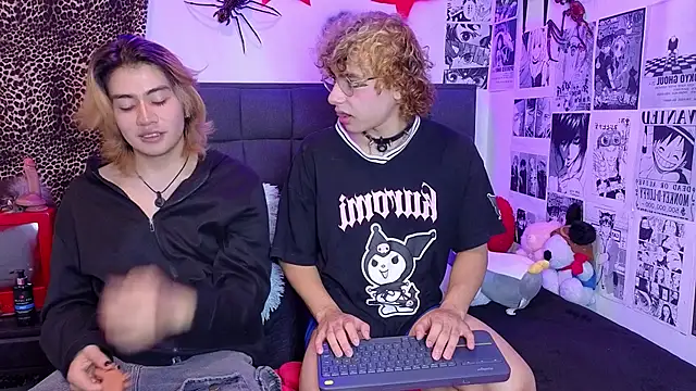 Snapshot of Apolo_Ushi chatting on 12-16-25, 03:05 Apolo Ushi online show from 12-16-25, 03:05