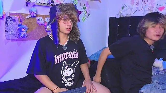 Snapshot of Apolo_Ushi chatting on 02-04-26, 12:22 Apolo Ushi online show from 02-04-26, 12:22