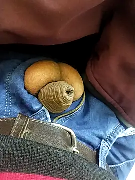 Snapshot of Playboy_139 chatting on 12-18-25, 09:58 Playboy 139 online show from 12-18-25, 09:58