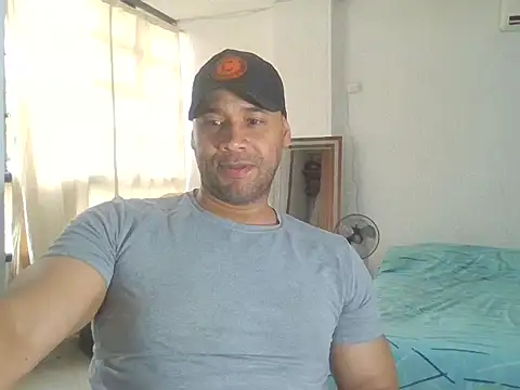 musclehetero online show from 12-04-25, 01:54