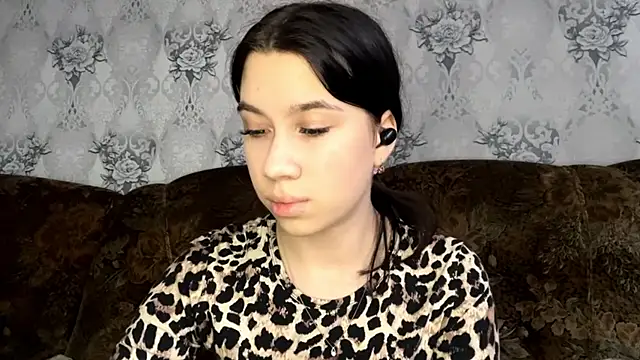 DebbiGoodknight online show from 12-16-25, 09:46