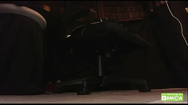 justshutupandwatch online show from 04-17-26, 01:41