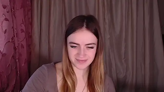 Illa May online show from 12-04-25, 06:34