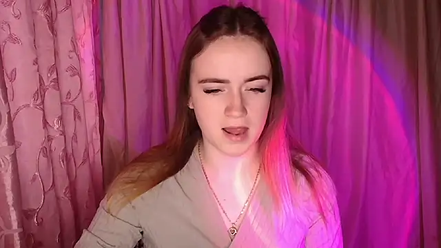 Illa May online show from 12-14-25, 12:11