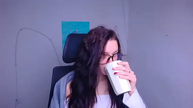 Stella XO online show from 01-13-26, 06:28