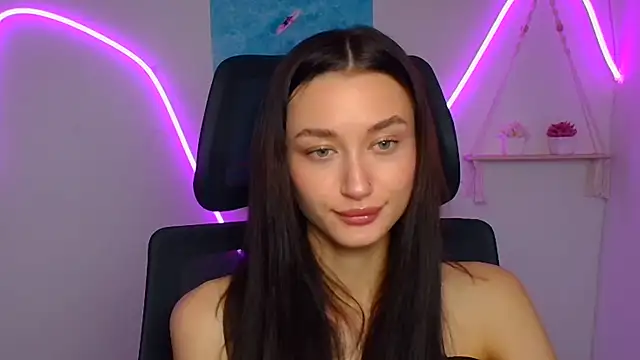 Stella XO online show from 06-19-26, 05:46