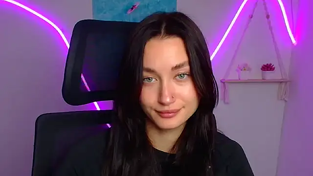Stella XO online show from 05-18-26, 06:07