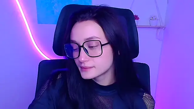 Stella XO online show from 11-27-25, 06:58