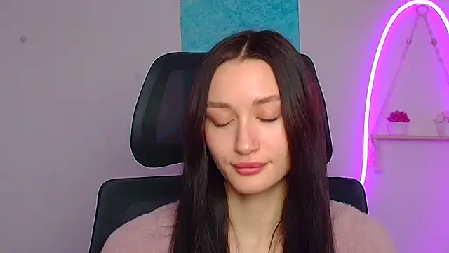 Stella XO online show from 03-31-26, 05:20