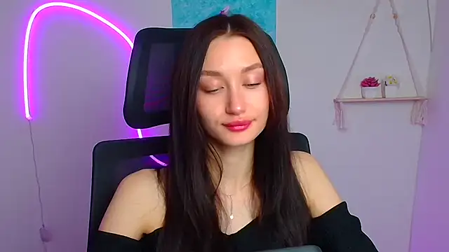 Stella XO online show from 04-15-26, 05:35