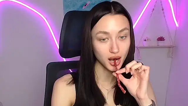 Stella XO online show from 05-09-26, 05:44