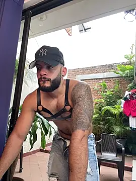 Snapshot of Mike_savage3 chatting on 02-10-26, 12:26 Mike savage3 online show from 02-10-26, 12:26