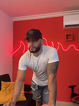 Snapshot of Mike_savage3 chatting on 01-16-26, 12:20 Mike savage3 online show from 01-16-26, 12:20