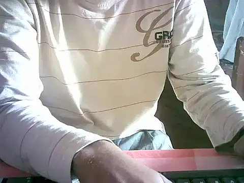 handsome12345  online show from 01-19-26, 04:27